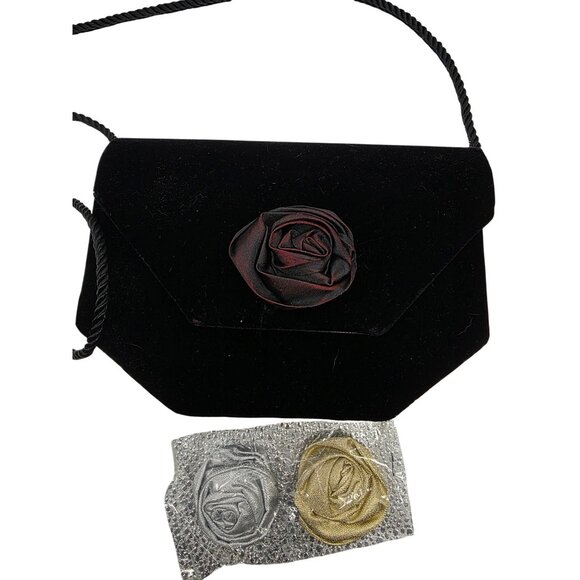Vintage Black Velvet 3 in one Evening Clutch With Gold, Silver, Red Button Closu - Picture 2 of 13